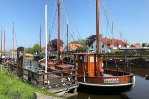 Untagged - Holiday home with 4 bedrooms (Carolinensiel)