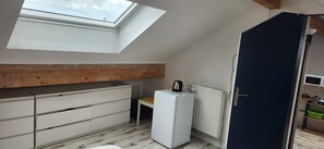Private kitchen - Vrbo Property (Metz)