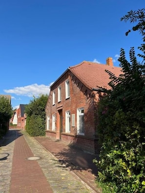 Exterior - Vrbo Property (Pilsum)