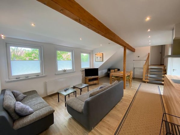Living area - Vrbo Property (Pilsum)