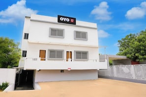 Exterior - HOTEL O ROYAL INN (Nagpur)