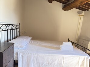 Room - Vrbo Property (Camigliano)