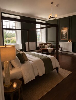 Room - Grendon Hall Estate (Grendon)