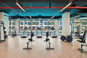 Fitness Centre - Serene Studio in the Heart of Town Square l Cycling Track (Town Square)