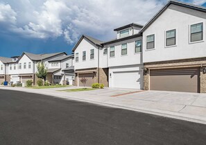 House 1 and 2 Exterior - Snow Canyon Poolhouse #65 + #66 (Santa Clara)