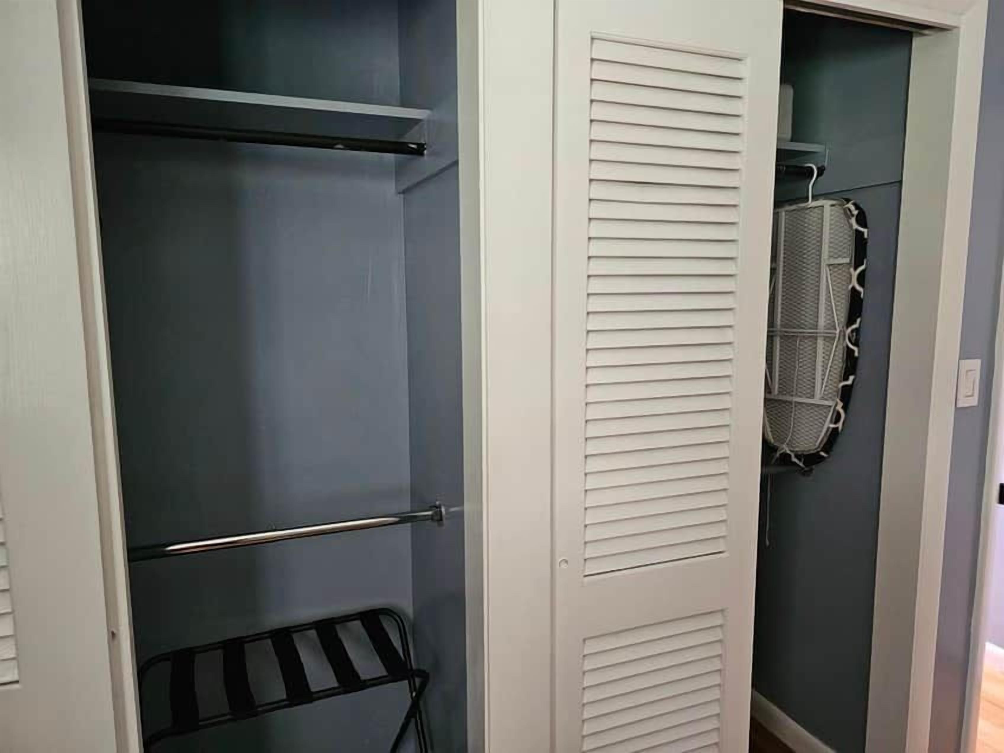 Revo1 master closet