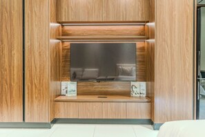 8_Kitchen_5 - HAVN - Spacious studio in Torino, Arjan (Dubai)