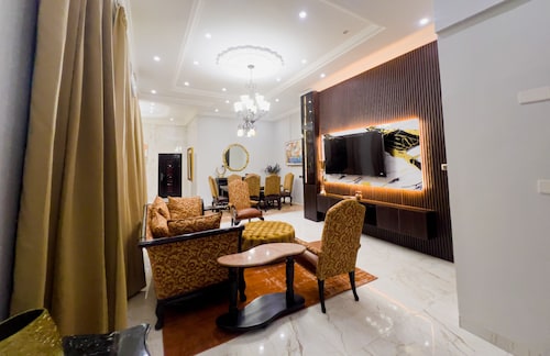 AfriBella Executive Suite