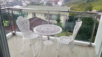 Tempat makan outdoor