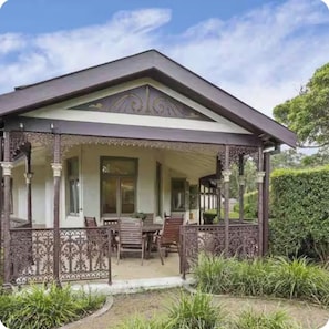 Exterior - Interbane House -Elegance, Style, Privacy, Entertainment. (Stanwell Tops)