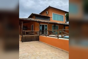 Terrace/patio - Superb 4-bedroom house with AC in Armação dos Búzios (Armação dos Búzios)