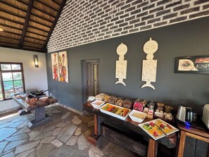 Dining - Mohlabetsi Safari Lodge (Hoedspruit)