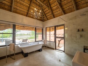 Bathroom - Mohlabetsi Safari Lodge (Hoedspruit)