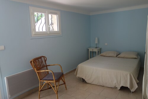 Room for 2 people in Les Issambres, near La Gaillarde Beach