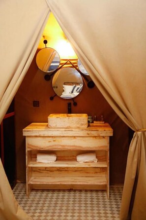 Bathroom - Young Luxury Camp (Merzouga)