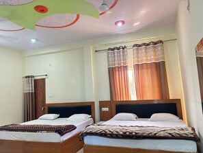 Room - HOTEL RADHE SHYAM KRIPAM (Mathura)