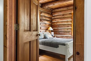 Private main-floor bedroom - Handcrafted Log Cabin on 40 Wooded Acres | Near Boyne & Gaylord | Sleeps 6 (Vanderbilt)