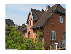 Exterior - 8b in the Building on Neuer Weg (Wrixum)