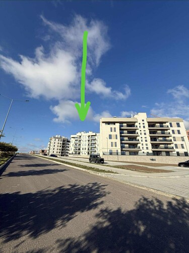 Cozy clean & minimalistic apartment near Airport, with balcony & view!