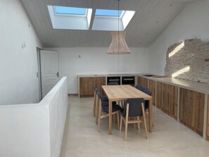 Dining - Vrbo Property (Les portes en ré)