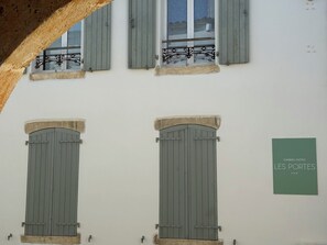 Exterior detail - Vrbo Property (Les portes en ré)