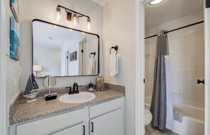 Bathroom - Palms Escape (Galveston)