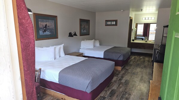Room - White Wing Lodge | Perfect Quick Getaway (Branson)