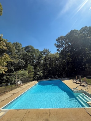 Pool - Kay’s Cabin - 4 bed 3 bath home w/Pool (Fuquay-Varina)