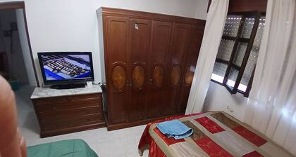 Private Family Room in Toledo