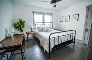 Room - Heart of Logan Cottage (Logan)