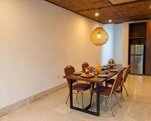 Dining - Vimana Bali Seven Managed by AVM (Badung)