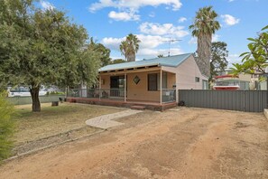 Exterior - Coastal Retreat (Falcon)