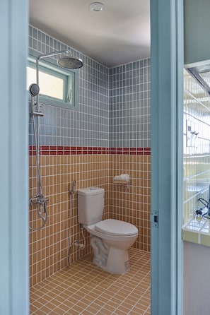 Bathroom - LangX Heaven Hotel & Apartment (Ngu Hanh Son)