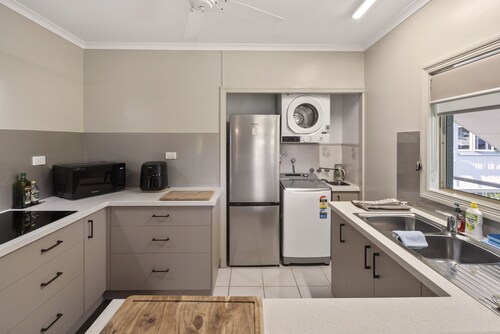 Peaceful 2-bedroom in Innisfail Cassowary Coast