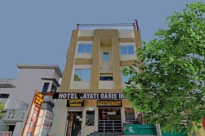 Exterior - Townhouse Jayati Oasis Inn (Lucknow)