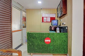 Lobby - Hotel O Raama (Lucknow)