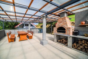 Outdoor dining - 4 BedroomVilla-HeatedIndoorPoolJajo&Pajo (Kapla)