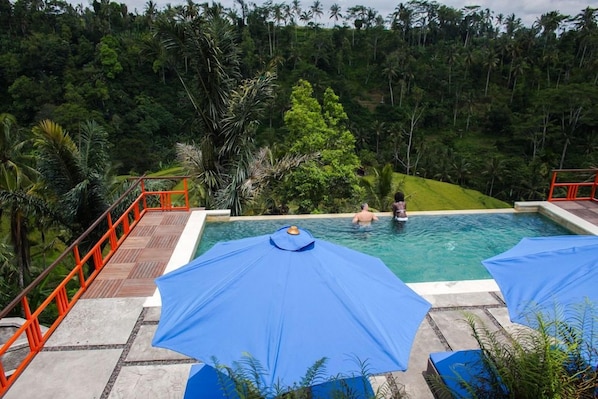 Pool - Suarapura Resort and SPA (Sebatu)