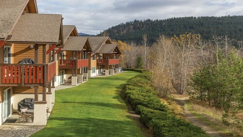 Leavenworth 2BR Mountain Villa – Full Kitchen, Balcony & Near Bavarian Village