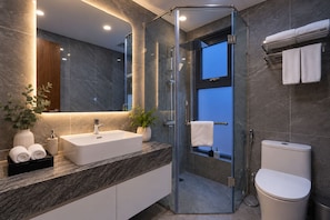 Bathroom - Nancy Apartment Capital Elite - My Dinh (Tu Liem Ward)
