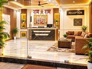 Lobby - Shree Hanumant Palace (Ayodhya)