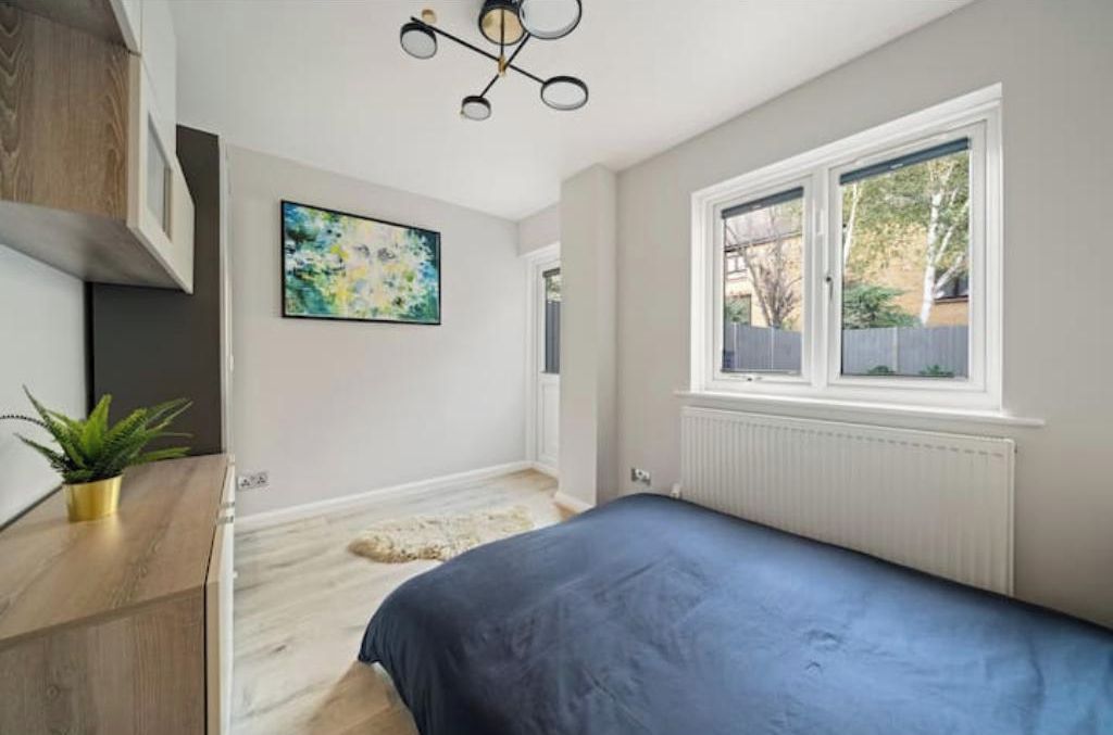 Room - Modern Home | Prime Location | Tower Bridge & City (London)