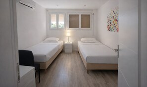 Room - 3-BEDROOM APARTMENT 5 MINUTES FROM THE PALAIS (Cannes)