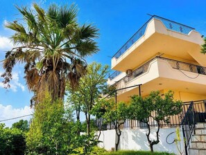Exterior - Eagles Nest Villa Athenian Riviera in Aghia Marina near Lagonisi (Agia Marina)
