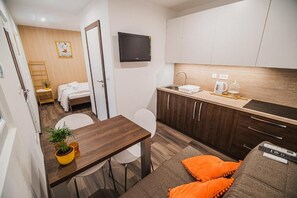 Room - Studio Mobile Home Gotar (Tolmin)