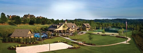 Currahee 9th Green Views & Patio Fire Pit •  2-bedroom condo in Toccoa, GA