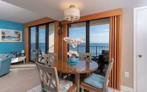 Dining - Phoenix Ii 2124 1 Bedroom Condo (Orange Beach)