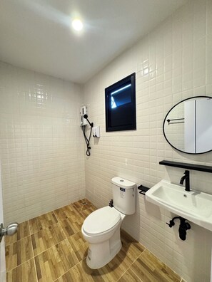 Bathroom - Feel at home resort  (Mueang NakhonPathom)