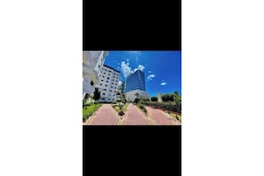 Property grounds - Chic & Spacious Appartement (Tangier)