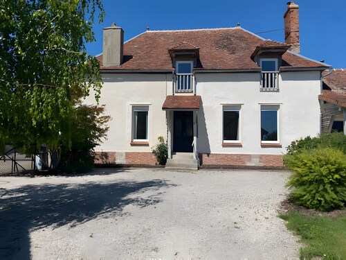 Cottage 'Loft L'olivier Du Lac, 6 Personnes' with Lake View, Wi-Fi and Air Conditioning
